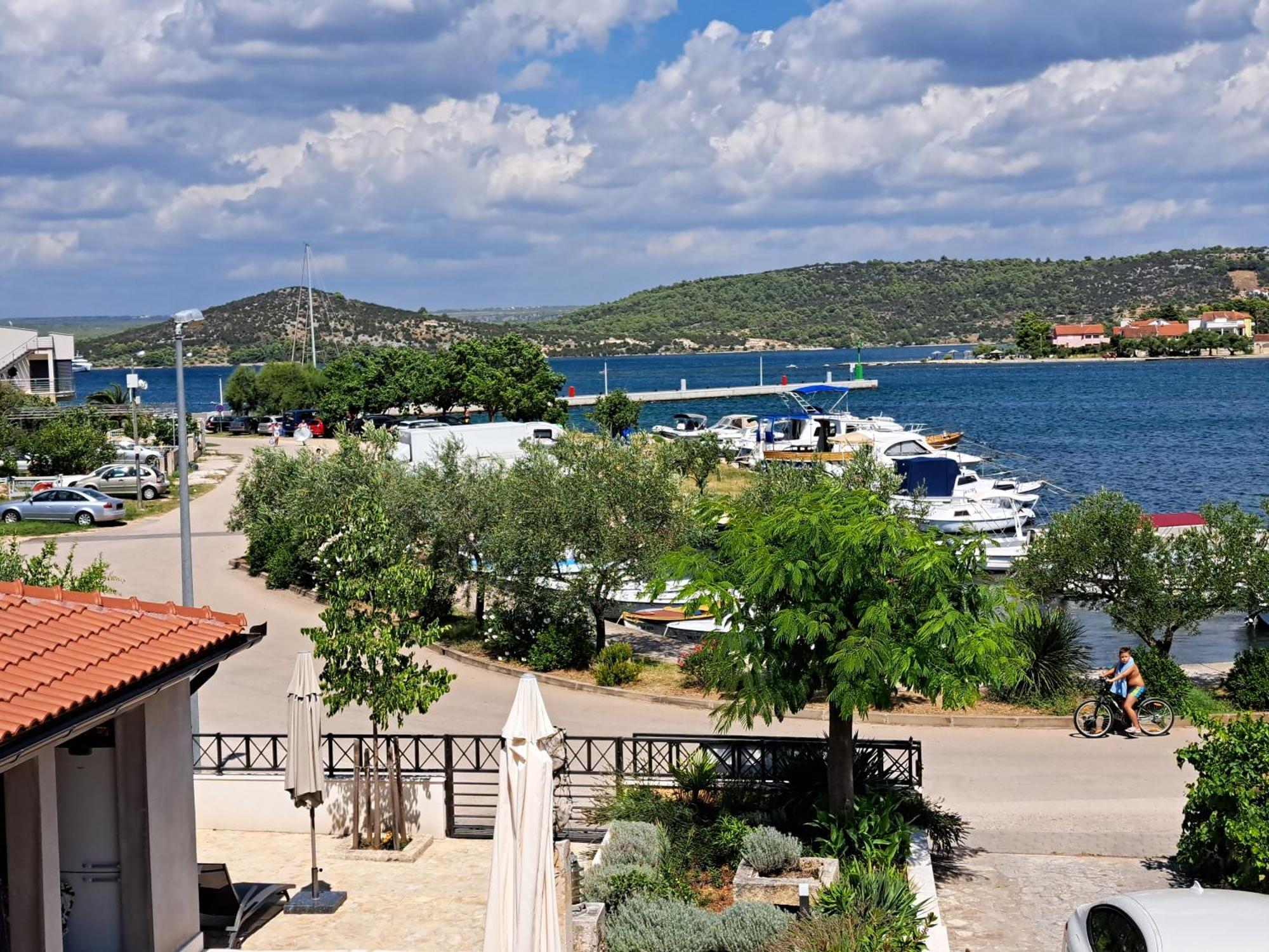 Apartmani Kameno Sidro Bilice Luaran gambar