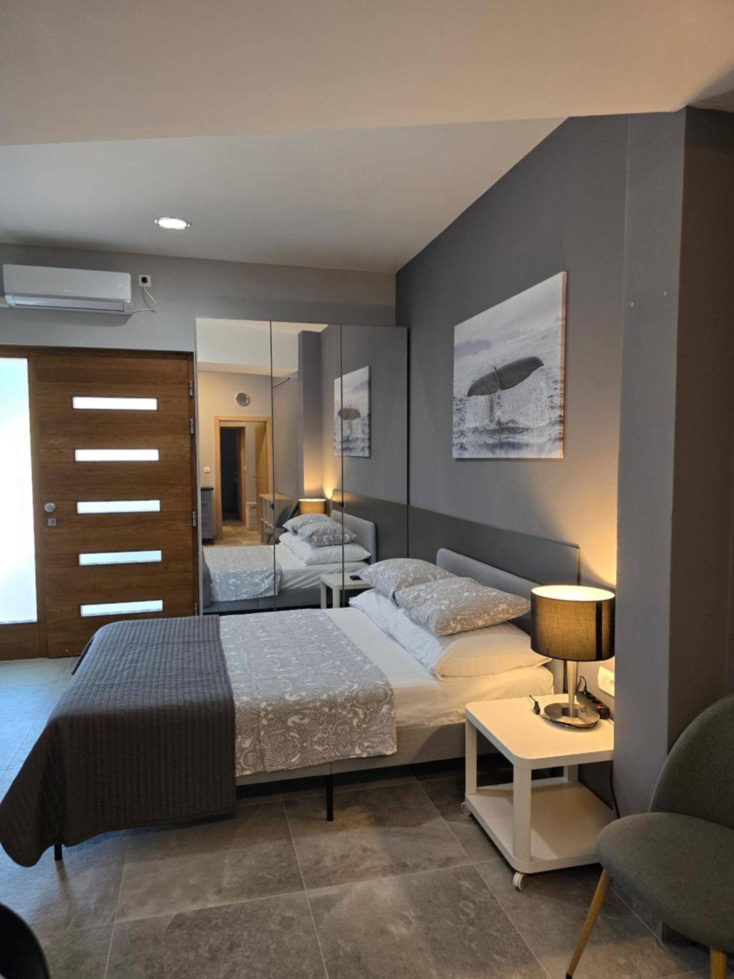 Apartmani Kameno Sidro Bilice Bilik gambar
